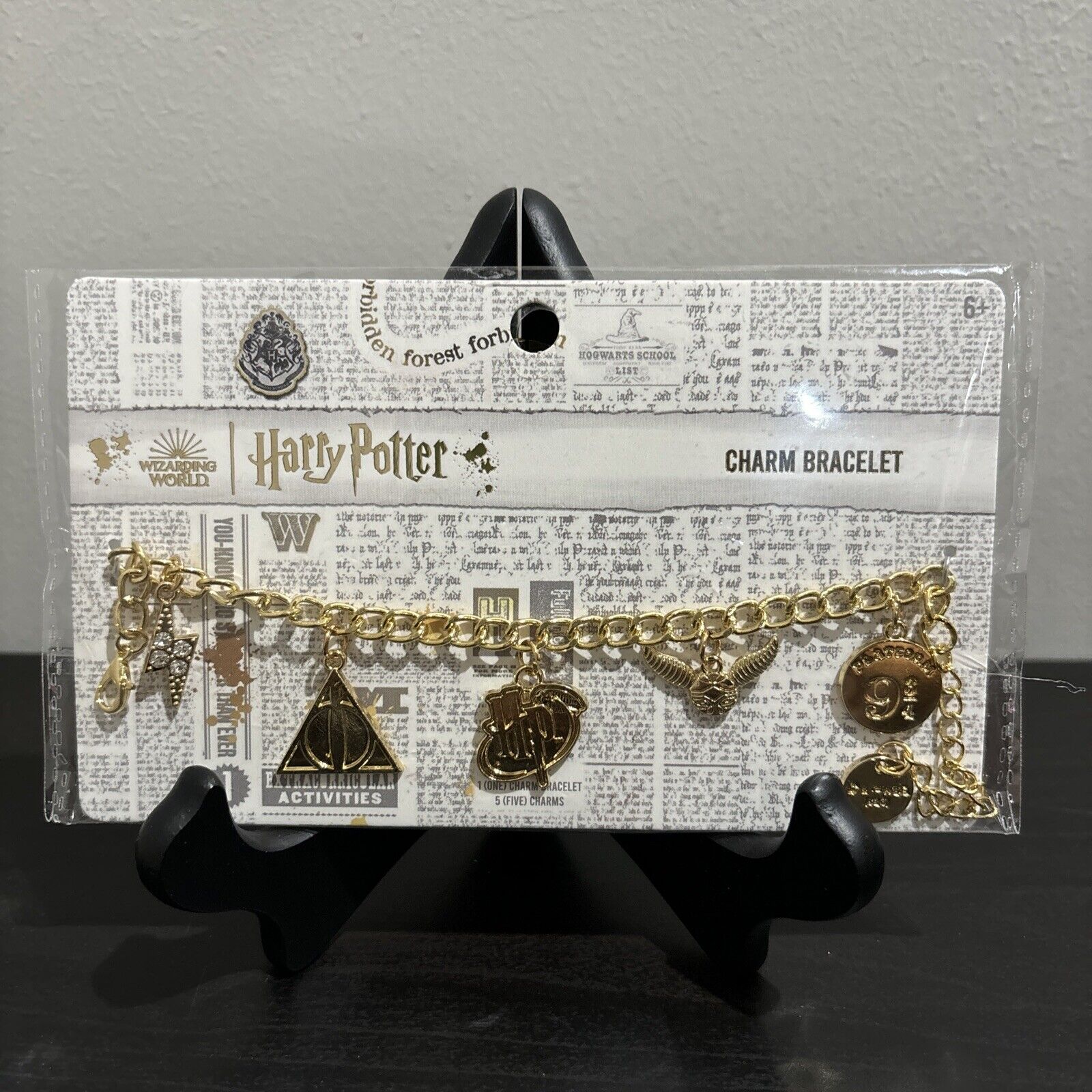 Harry Potter Charm Bracelet Wizarding World Wb Shield He020123 Hp237 Gold 20$